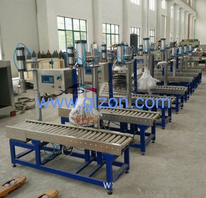 化工灌裝機,200L灌裝機,涂料油漆灌裝機,潤滑油灌裝機